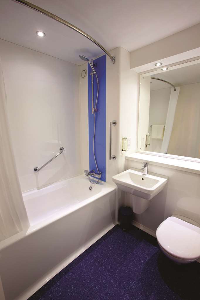 Travelodge Bromsgrove Marlbrook חדר תמונה